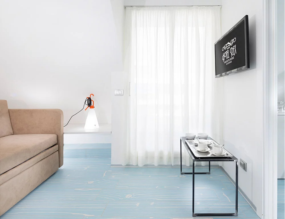 media.First-class-con-vista-mare-laterale