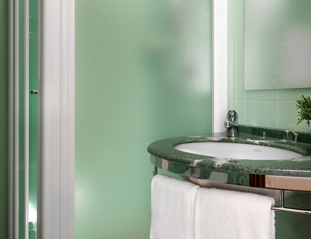 media.Hotel_Rex_Riccione-Camera_FIRSTclass-frontemare2