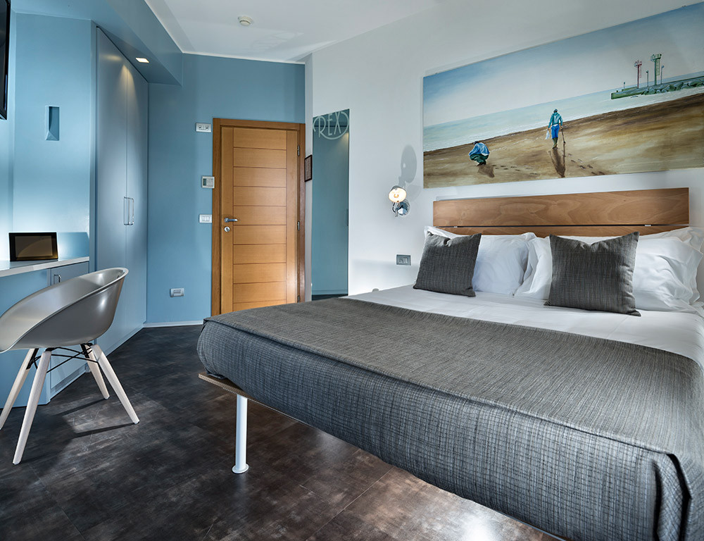 media.Hotel_Rex_Riccione-Camera_UrbanStyle 1