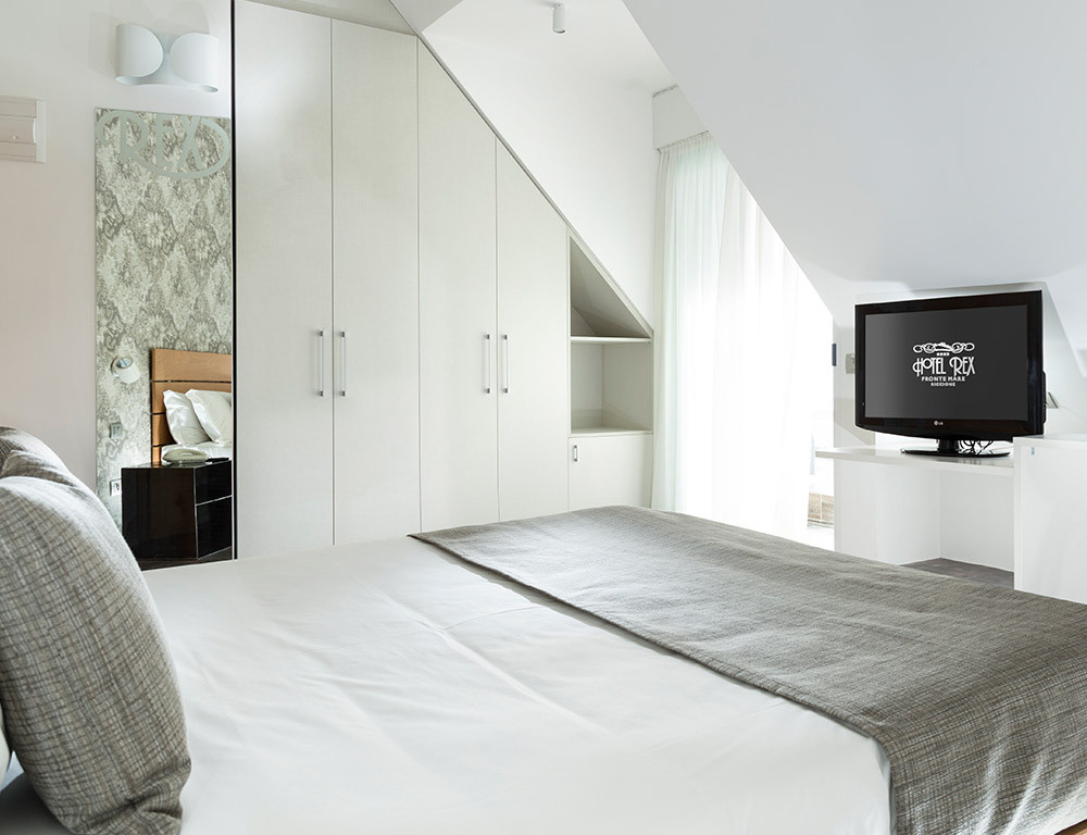 media.First-class-con-vista-mare-laterale3